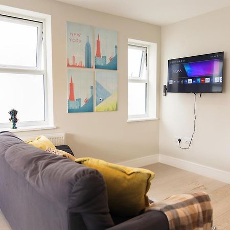 Star London Bell Lane 3-Bed Haven Daire Hendon Dış mekan fotoğraf