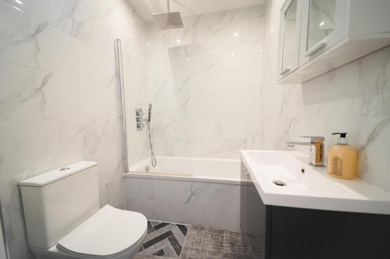 Star London Bell Lane 3-Bed Haven Daire Hendon Dış mekan fotoğraf